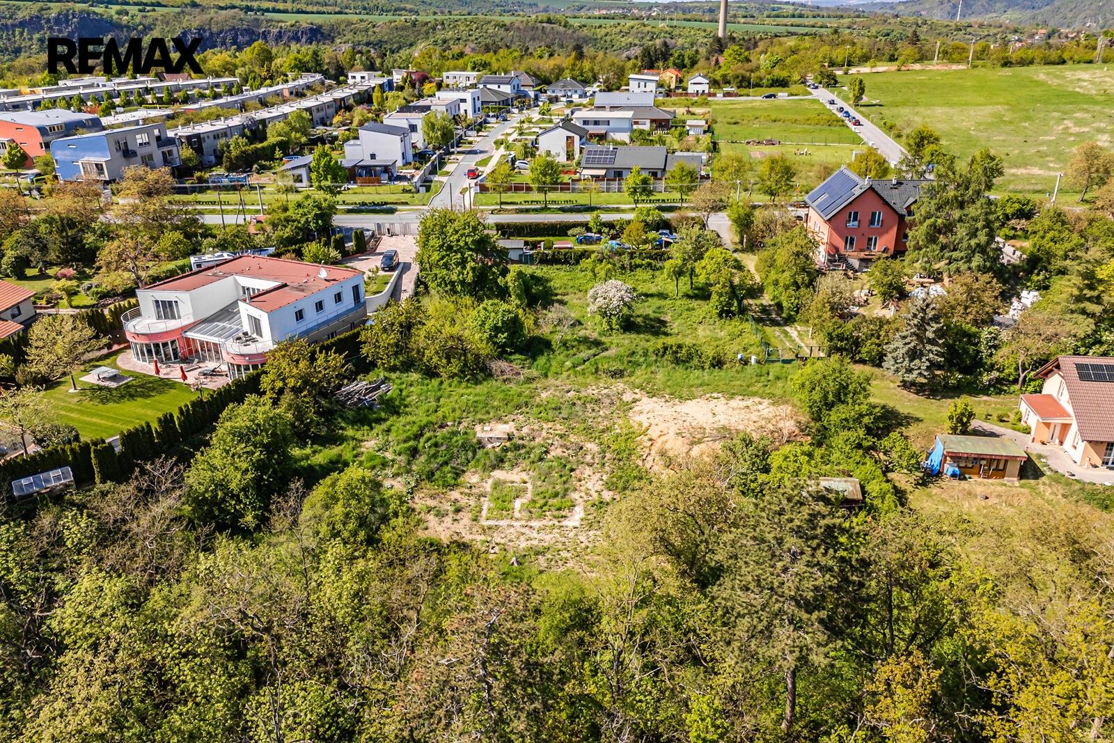 Prodej pozemku 1885 m² - foto 4