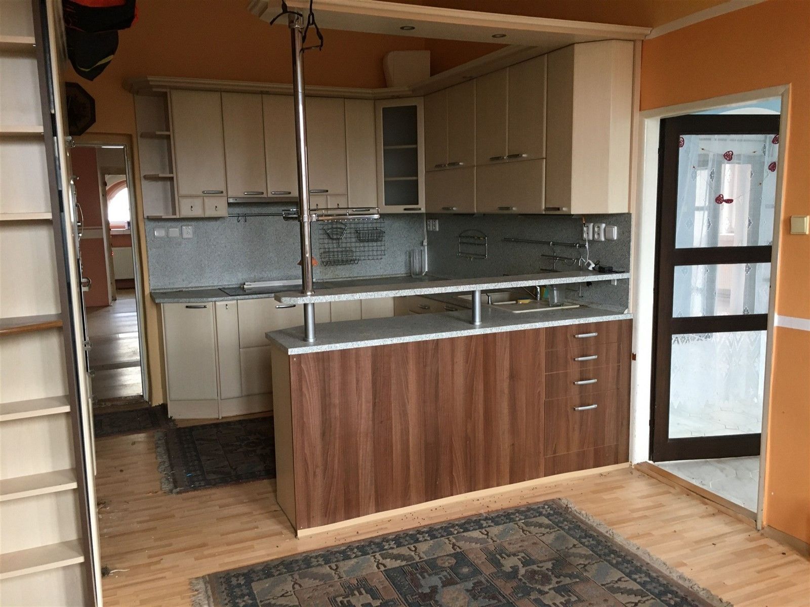 Pronájem domu 207 m² - foto 3