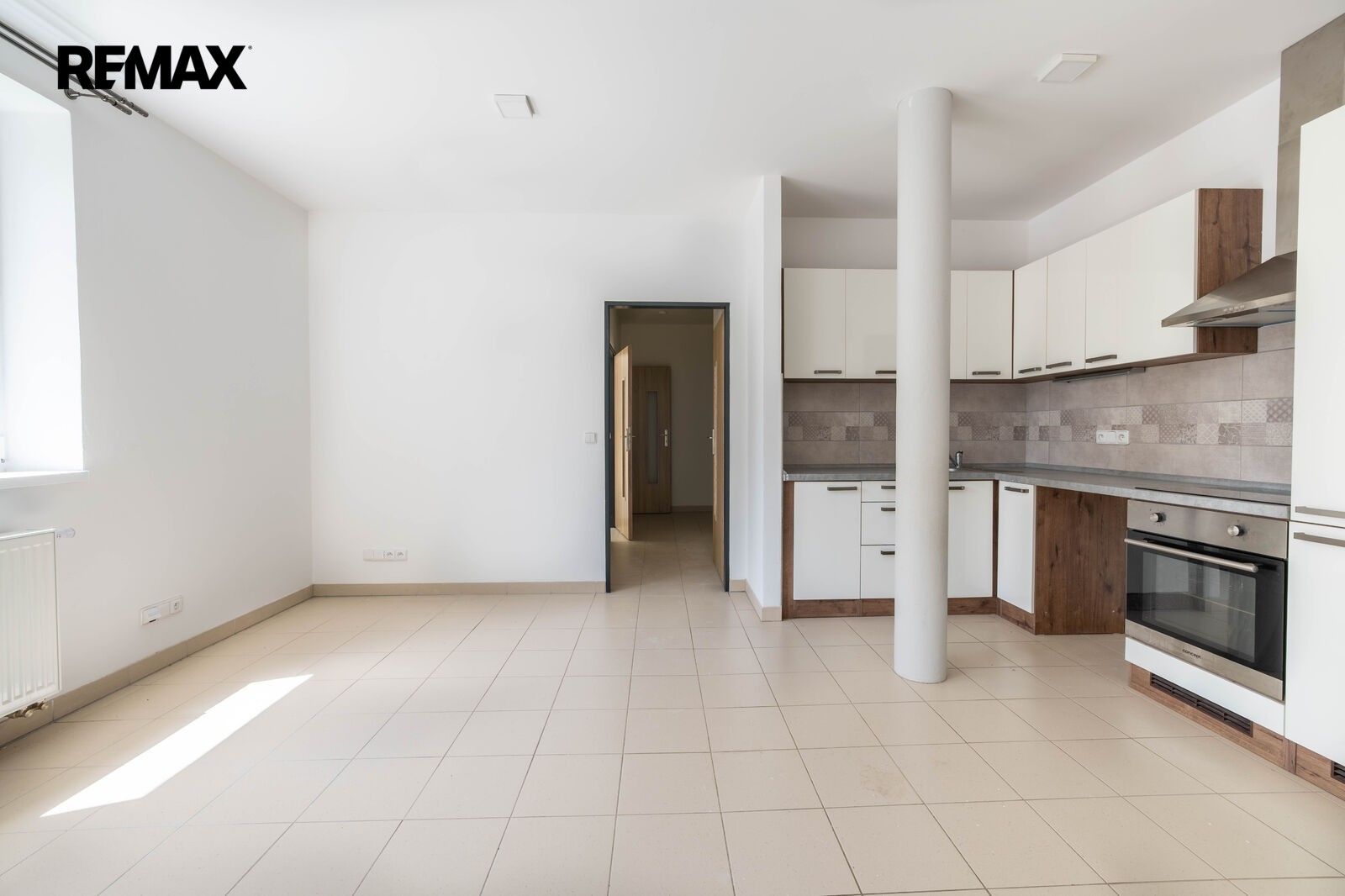 Pronájem bytu 2+kk 50 m² - foto 2