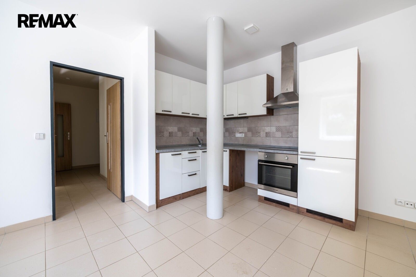 Pronájem bytu 2+kk 50 m² - foto 1