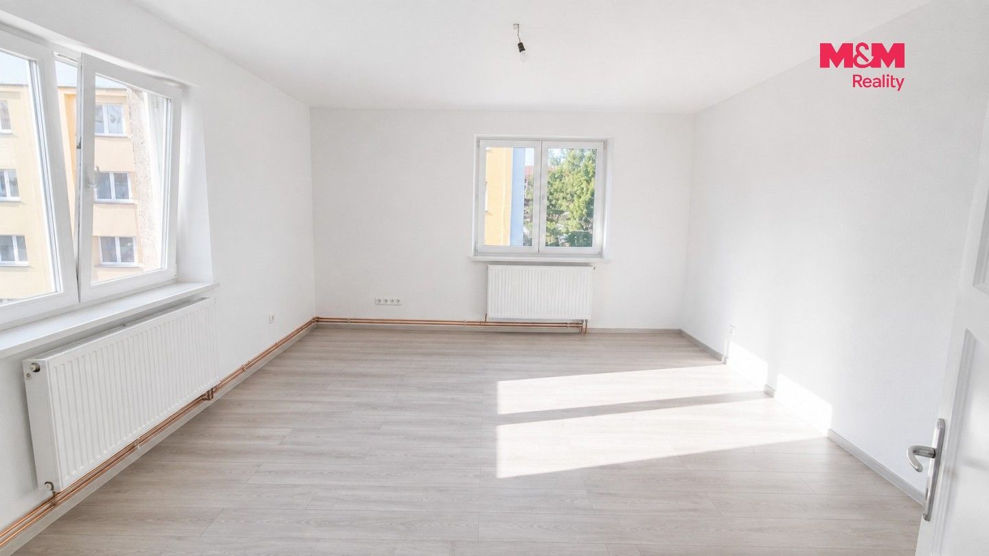Pronájem bytu 2+kk 54 m² - foto 3