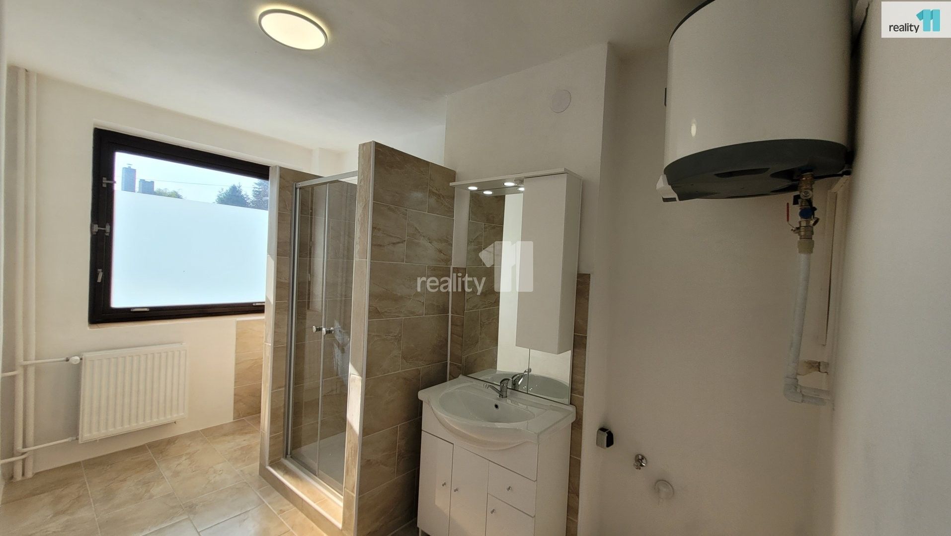 Pronájem bytu 1+1 32 m² - foto 3