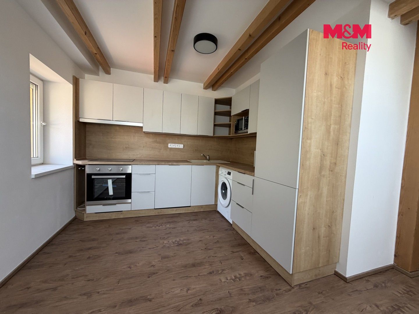 Pronájem bytu 3+kk 79 m² - foto 2
