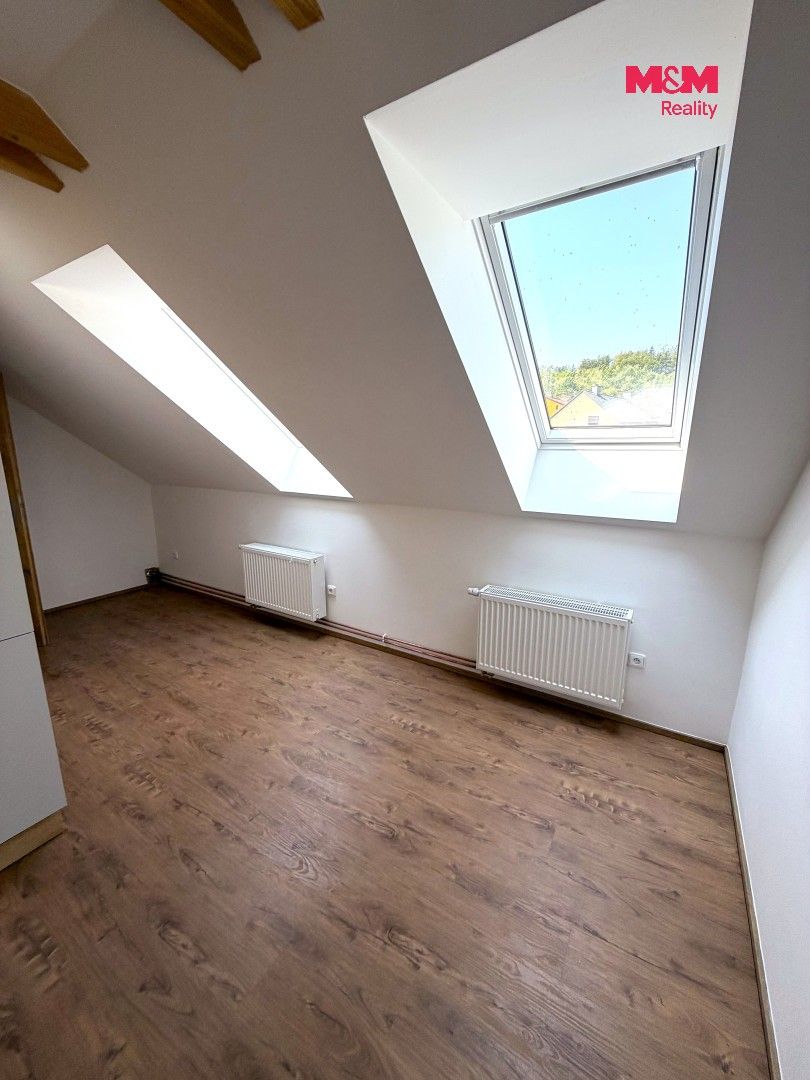 Pronájem bytu 3+kk 79 m² - foto 4
