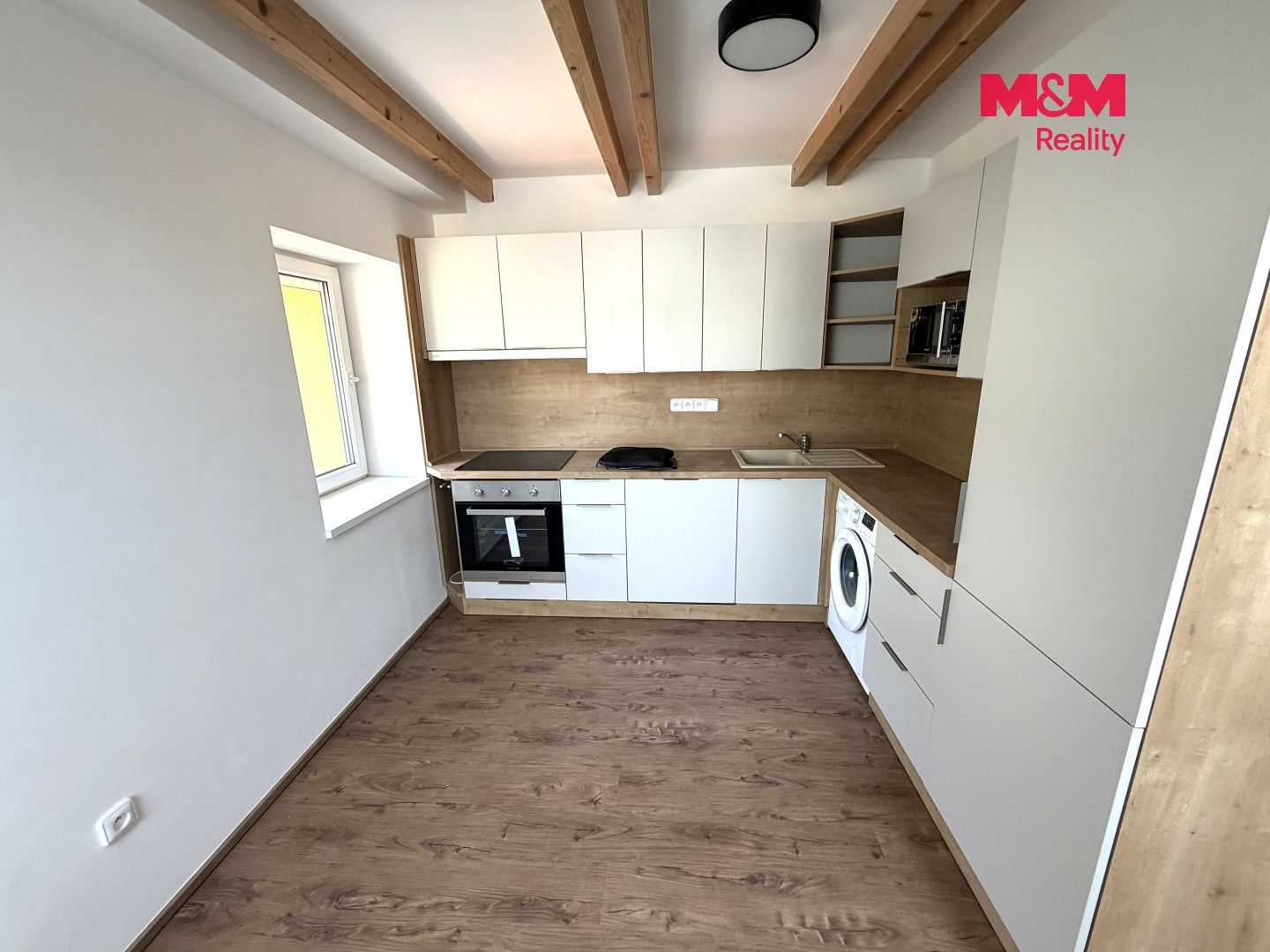 Pronájem bytu 3+kk 79 m² - foto 5