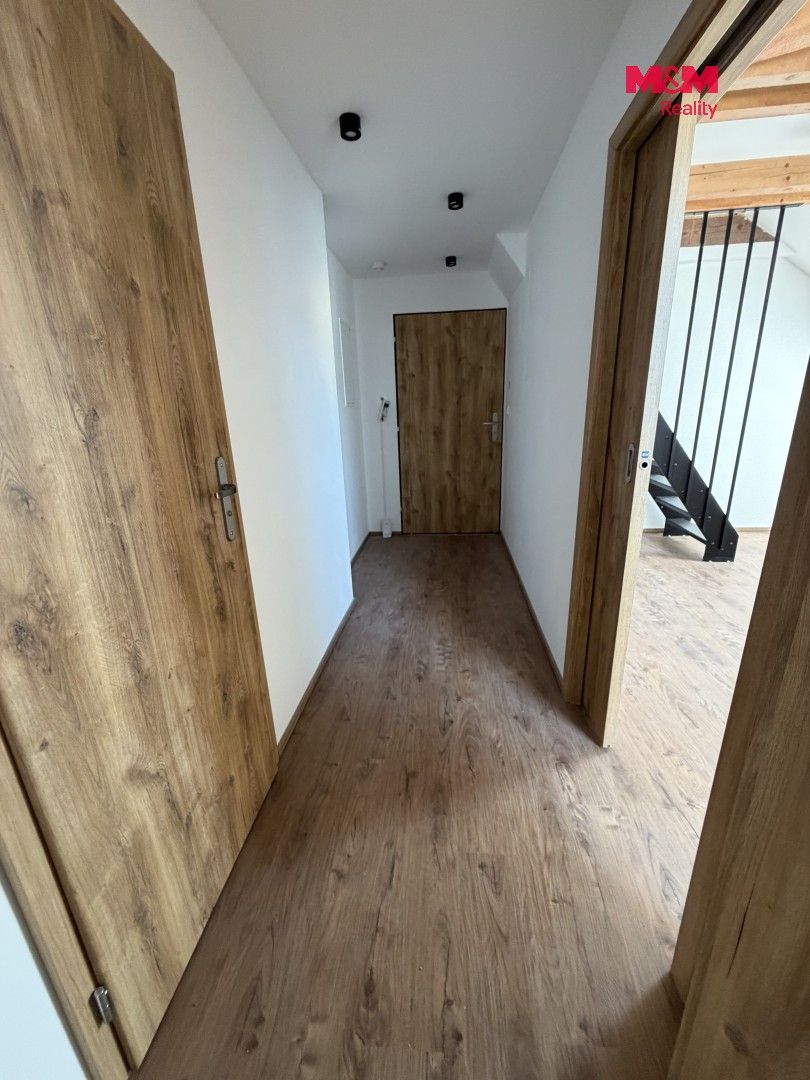 Pronájem bytu 3+kk 79 m² - foto 10