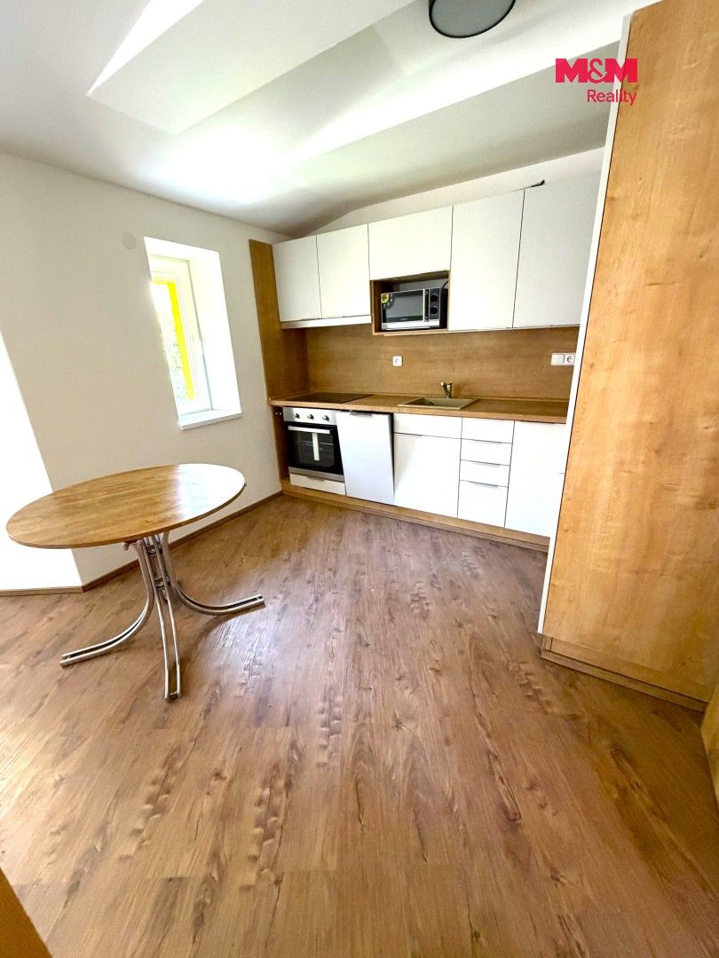 Pronájem bytu 2+kk 59 m² - foto 7