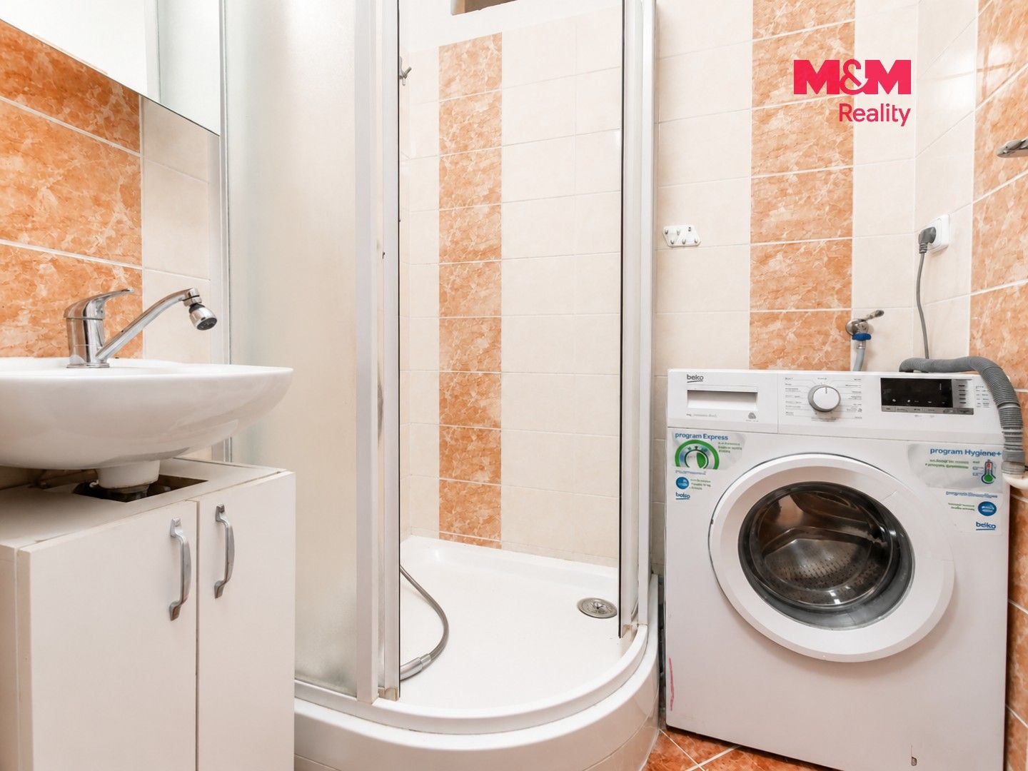 Pronájem bytu 2+1 51 m² - foto 6