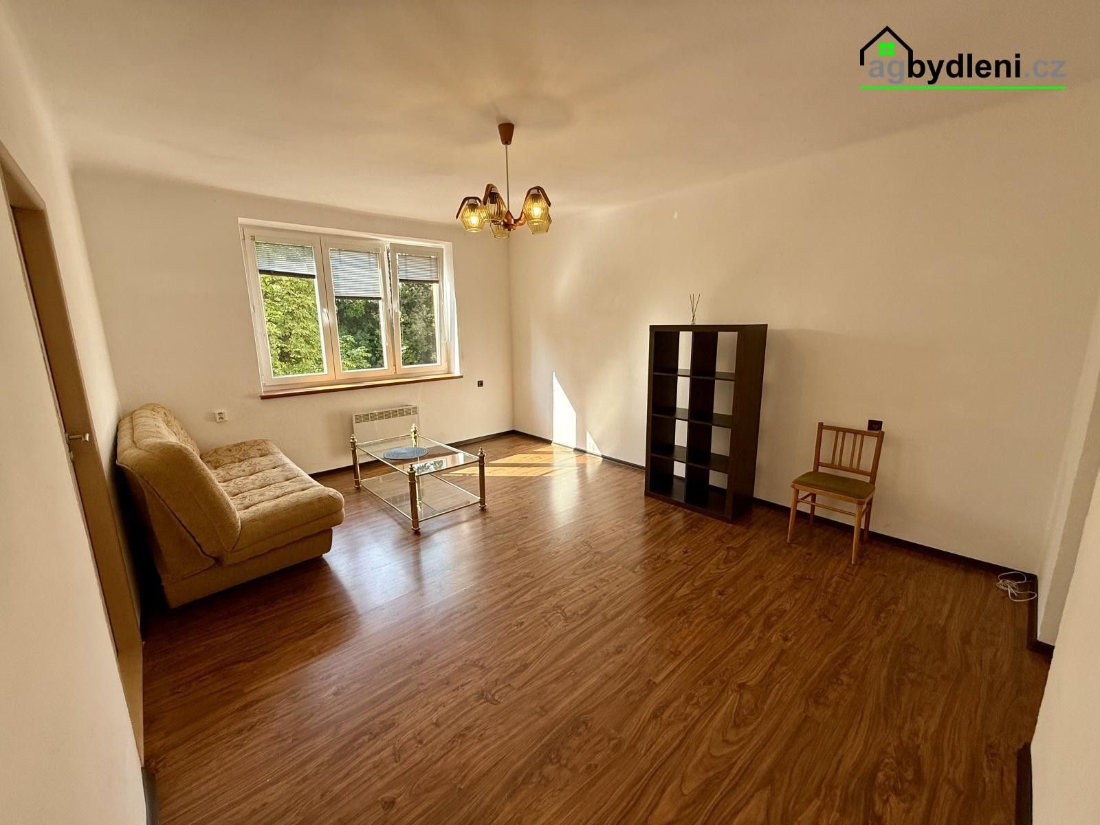 Pronájem bytu 2+1 60 m² - foto 1