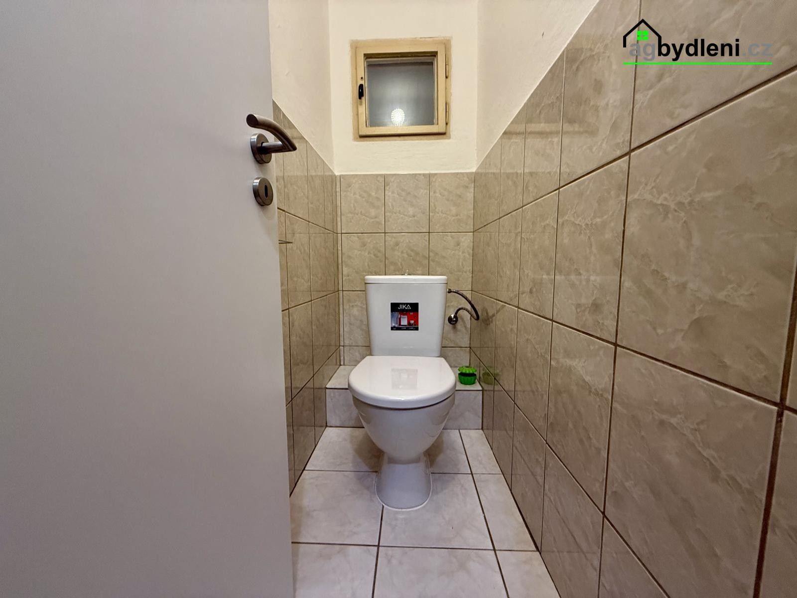 Pronájem bytu 2+1 60 m² - foto 6