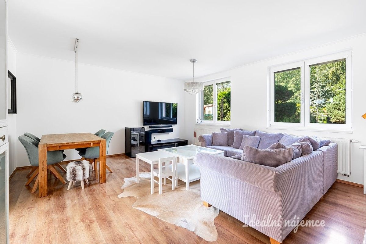 Pronájem domu 141 m² - foto 4