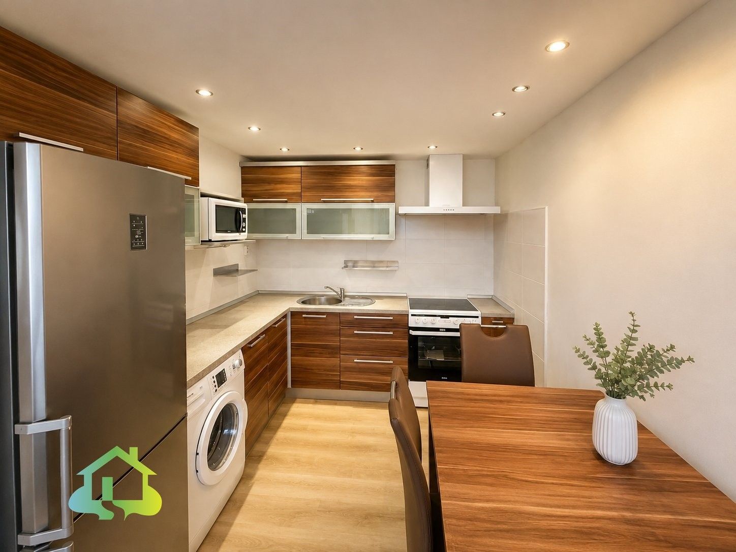 Pronájem bytu 3+1 67 m² - foto 2