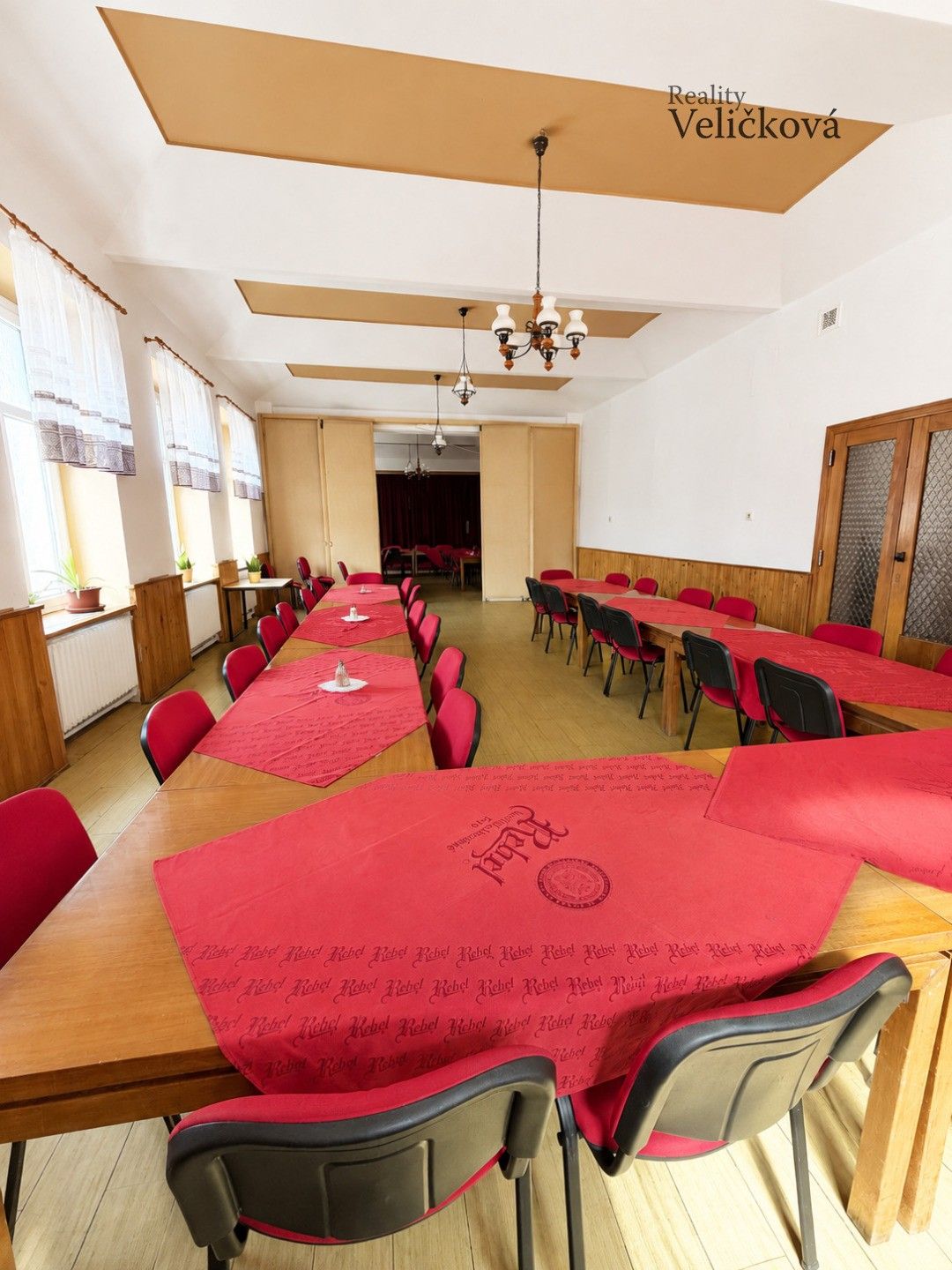 Pronájem komerčního prostoru 329 m² - foto 4