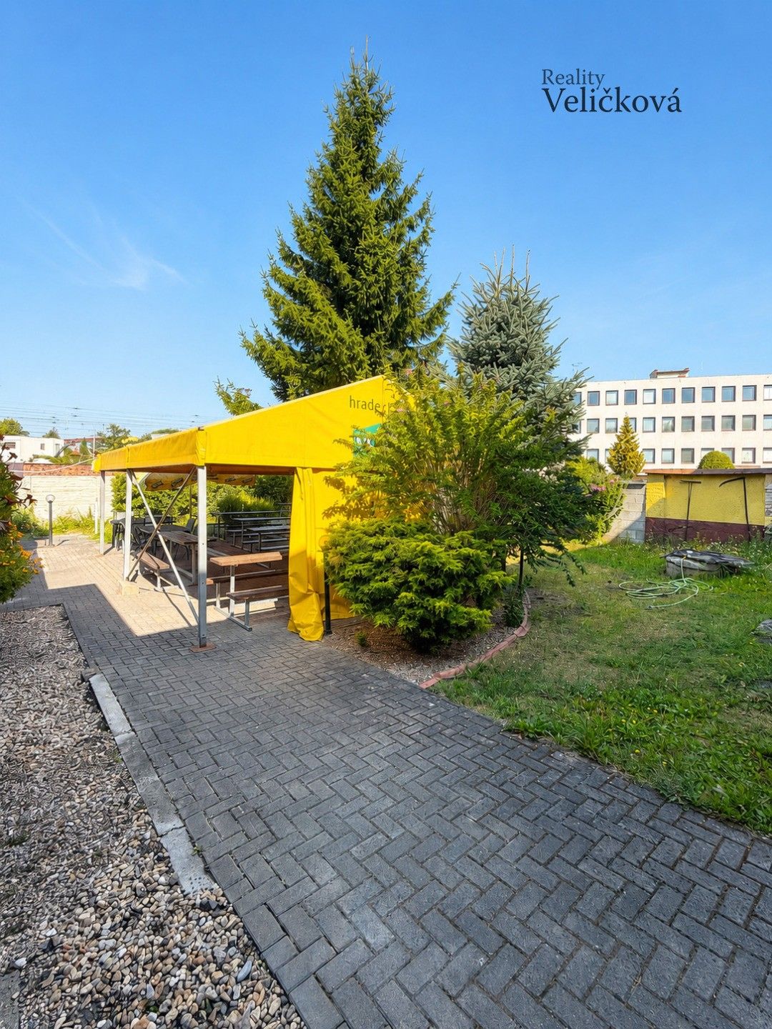 Pronájem komerčního prostoru 329 m² - foto 8