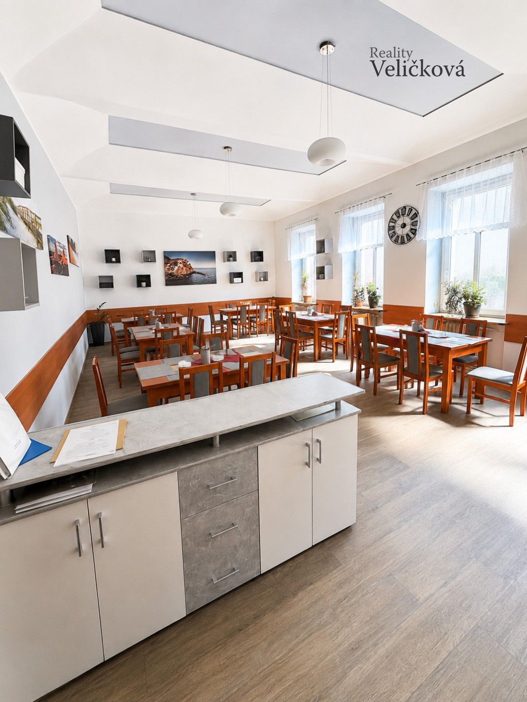 Pronájem komerčního prostoru 329 m² - foto 10