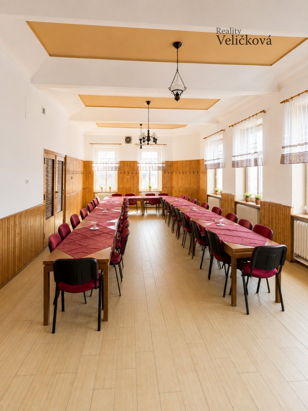 Pronájem komerčního prostoru 329 m² - foto 14
