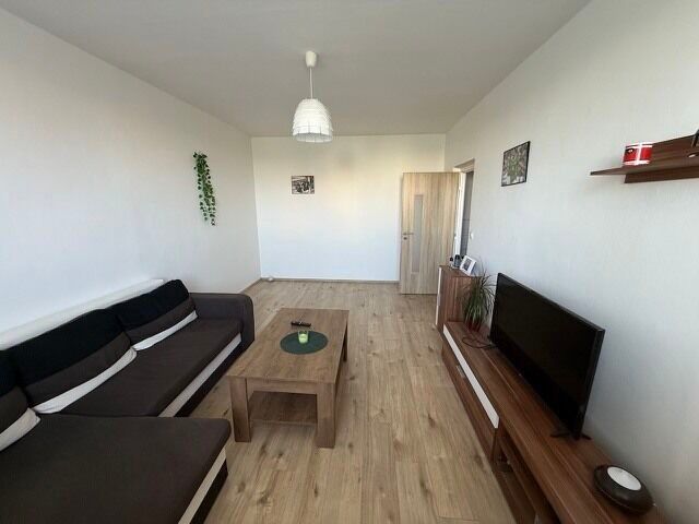 Pronájem bytu 1+1 37 m² - foto 4