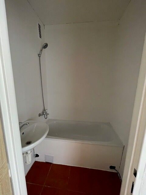 Pronájem bytu 1+1 37 m² - foto 6