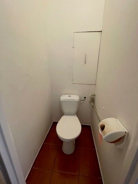 Pronájem bytu 1+1 37 m² - foto 7