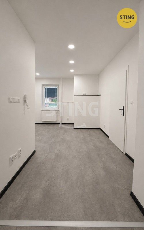 Pronájem komerčního prostoru 40 m² - foto 2