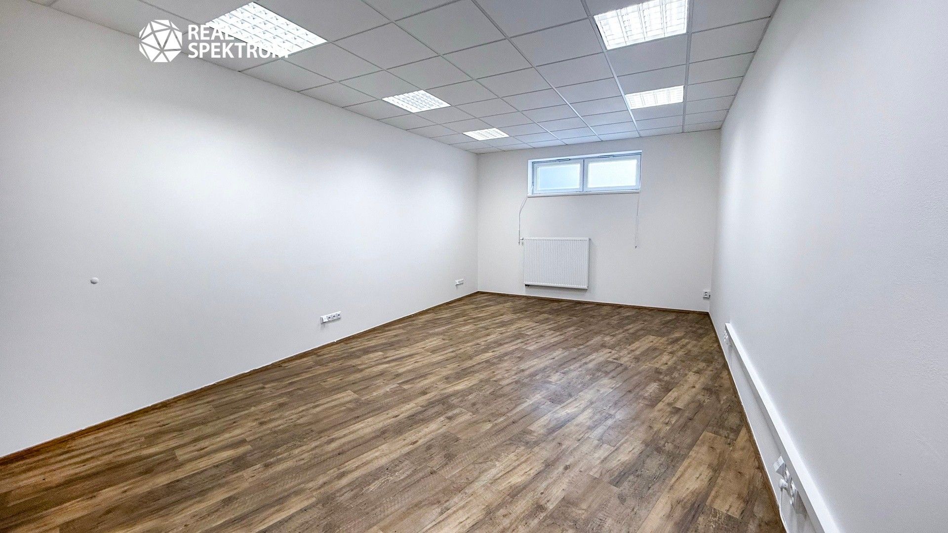 Pronájem komerčního prostoru 82 m² - foto 7