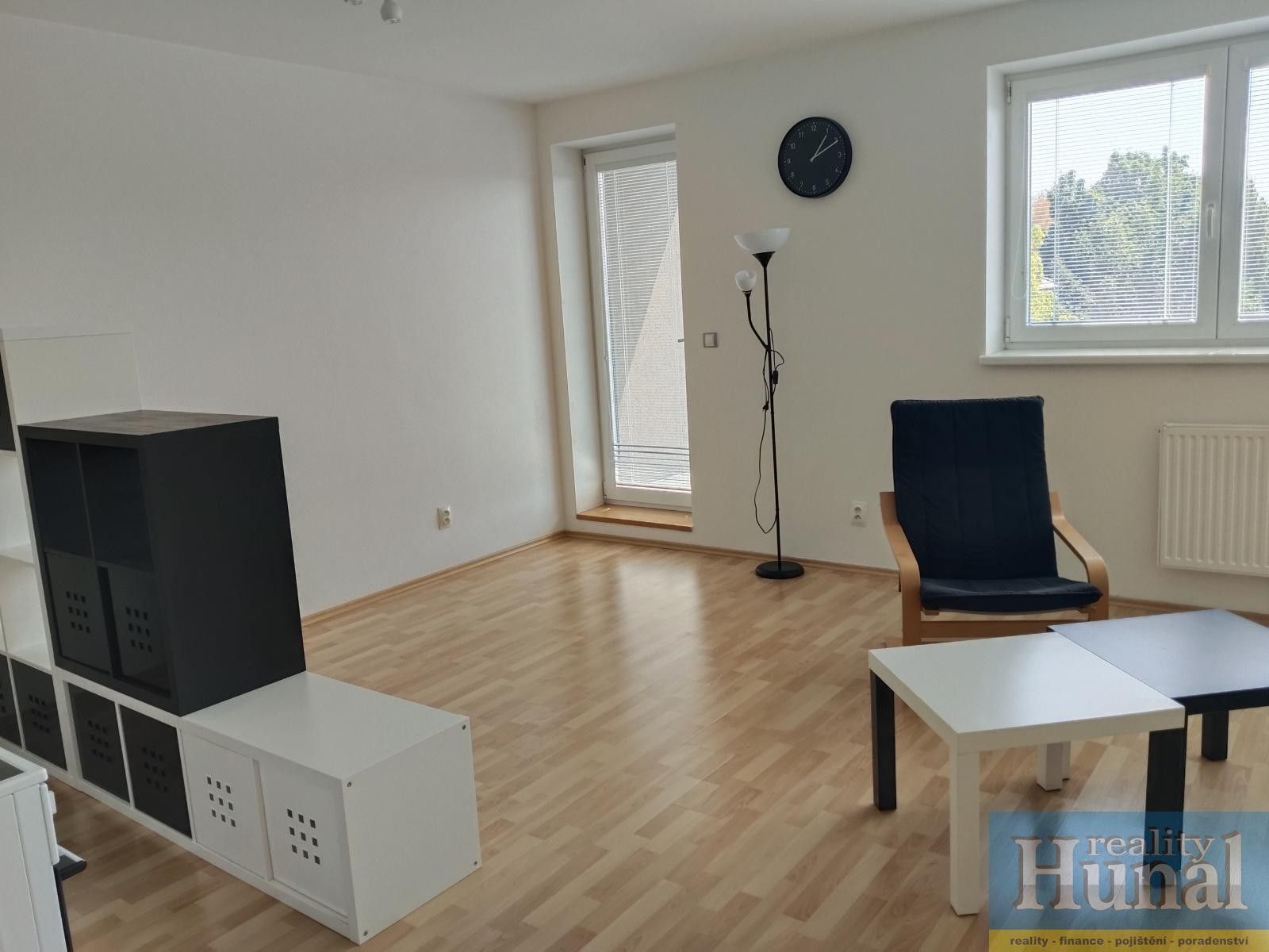 Pronájem bytu 1+kk 36 m² - foto 4
