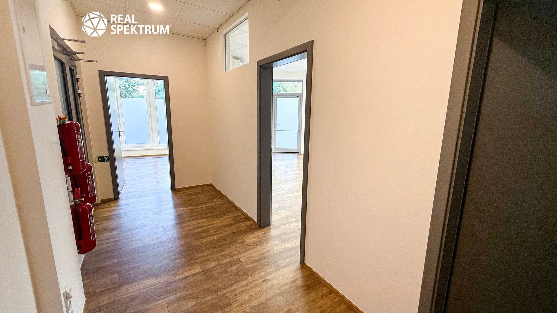 Pronájem komerčního prostoru 82 m² - foto 10