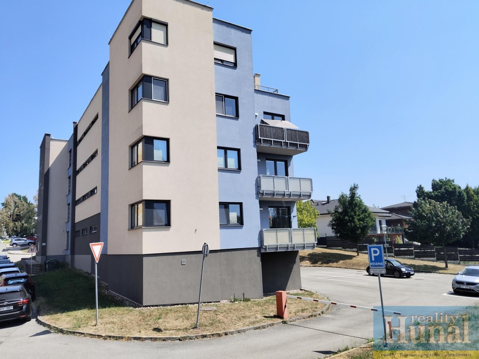 Pronájem bytu 1+kk 36 m² - foto 12