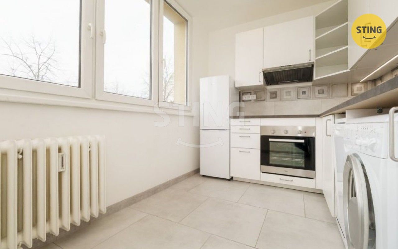 Pronájem bytu 2+1 57 m² - foto 2