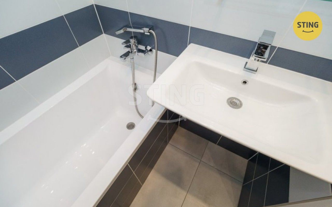 Pronájem bytu 2+1 57 m² - foto 10