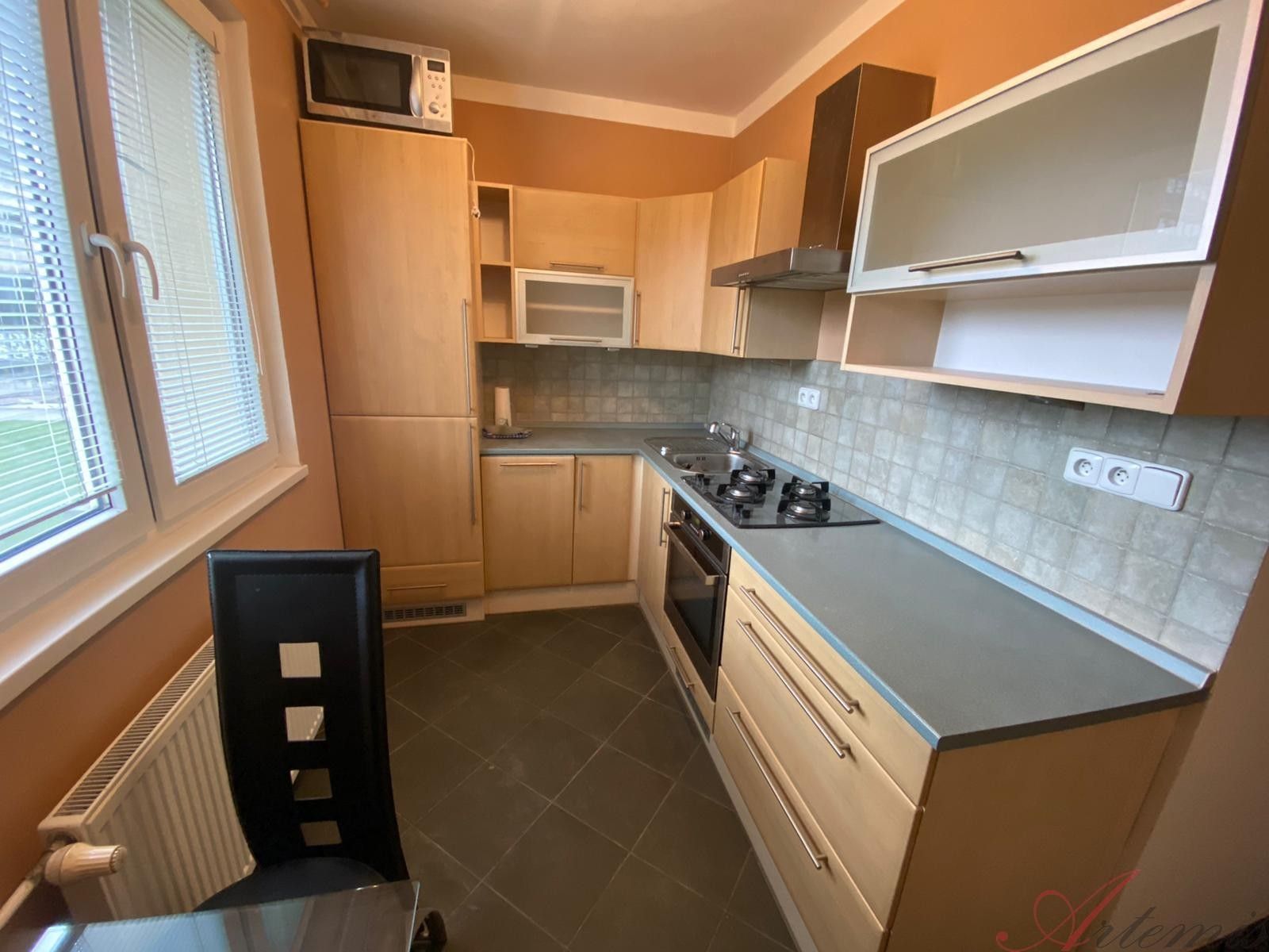 Pronájem bytu 2+1 56 m² - foto 2
