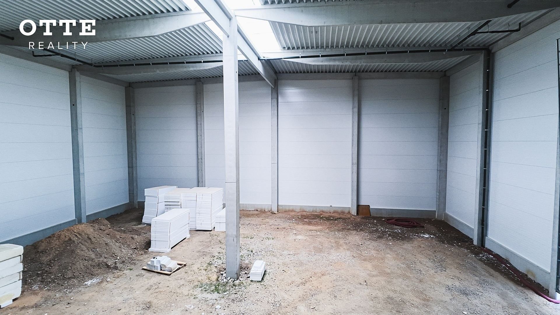 Pronájem komerčního prostoru 804 m² - foto 9