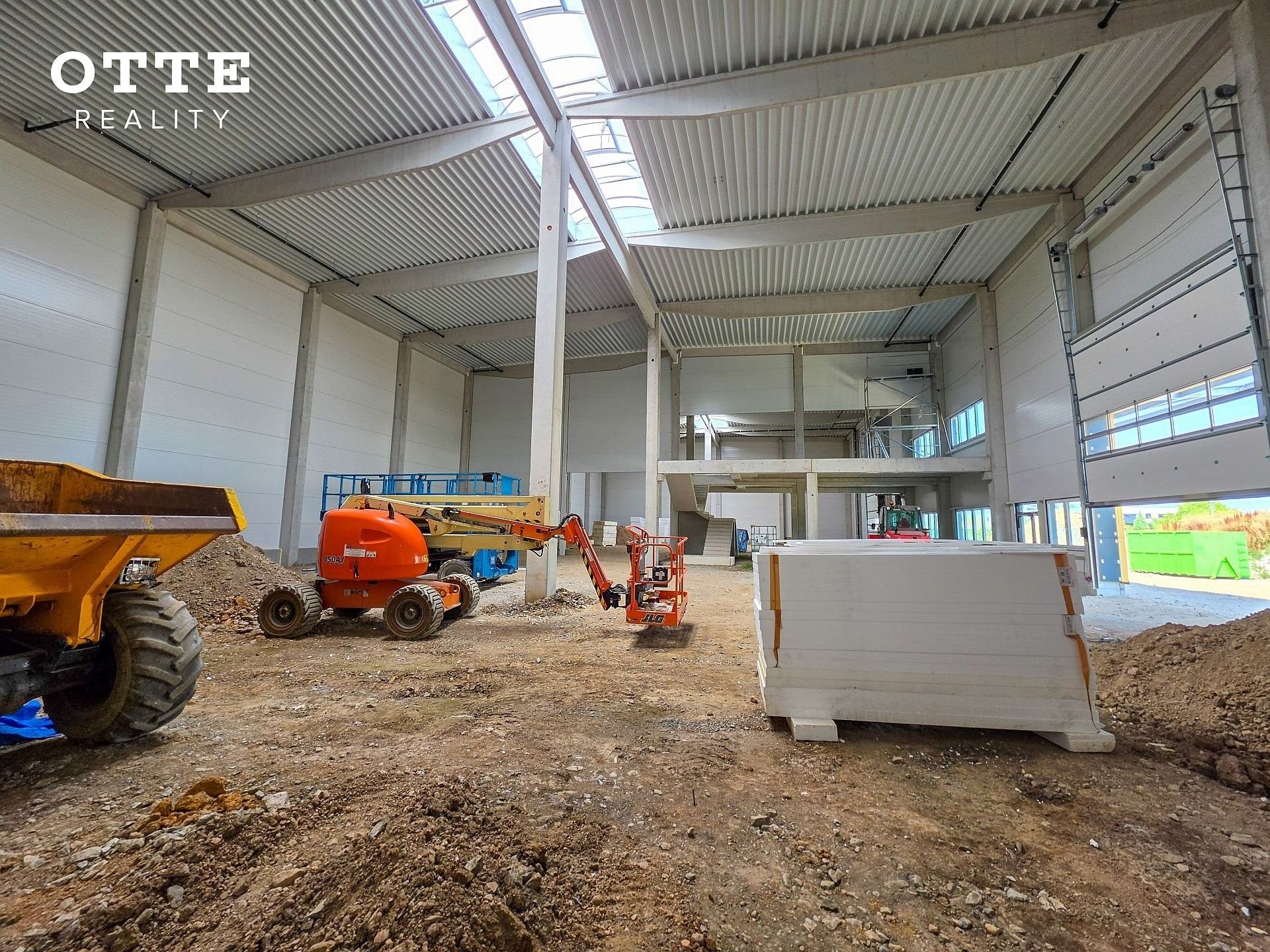 Pronájem komerčního prostoru 804 m² - foto 26