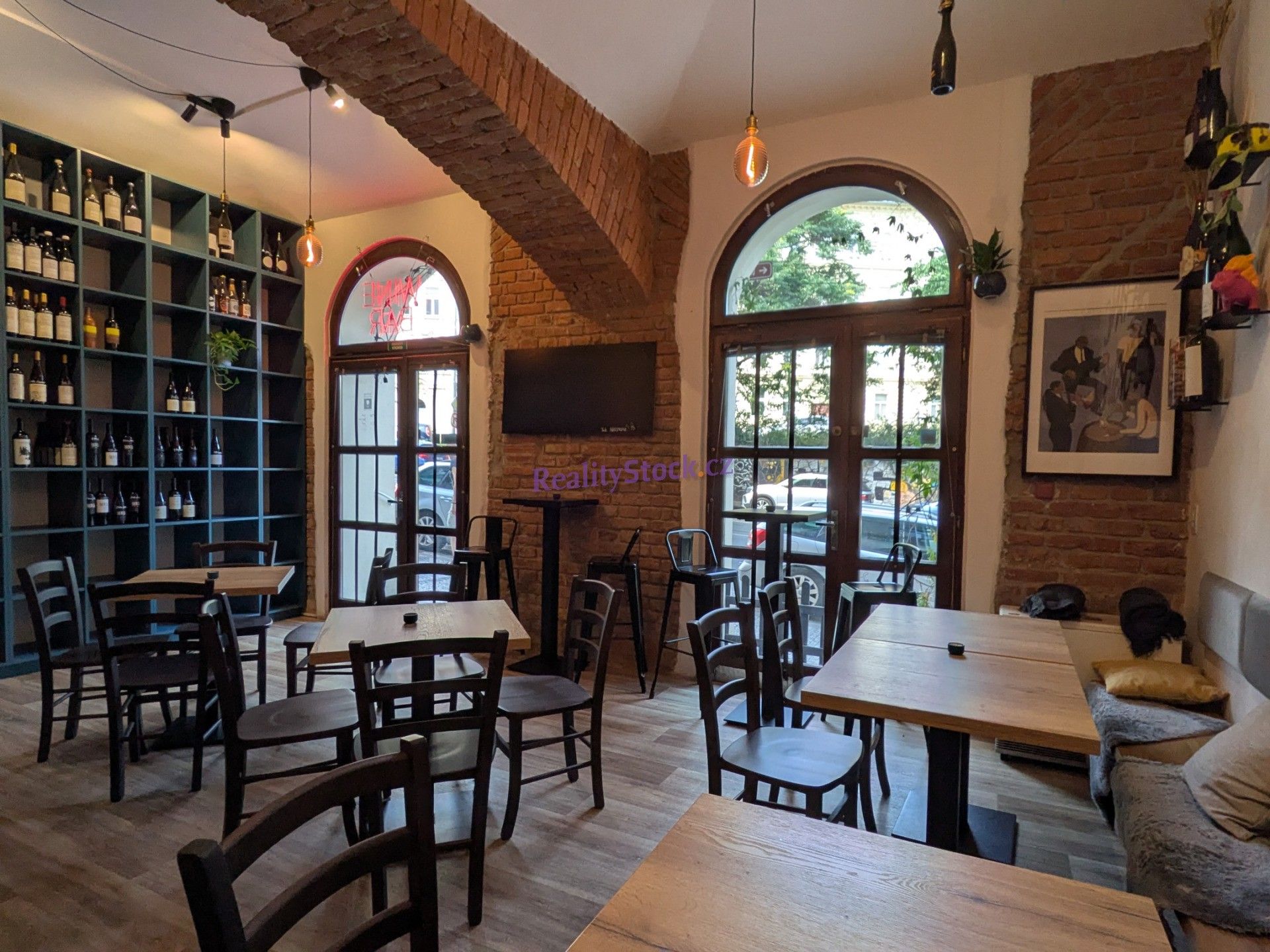 Pronájem komerčního prostoru 80 m² - foto 1