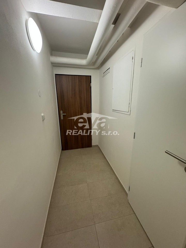 Prodej komerčního prostoru 46 m² - foto 7