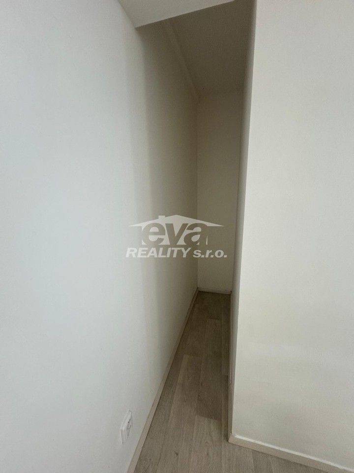 Prodej komerčního prostoru 46 m² - foto 10