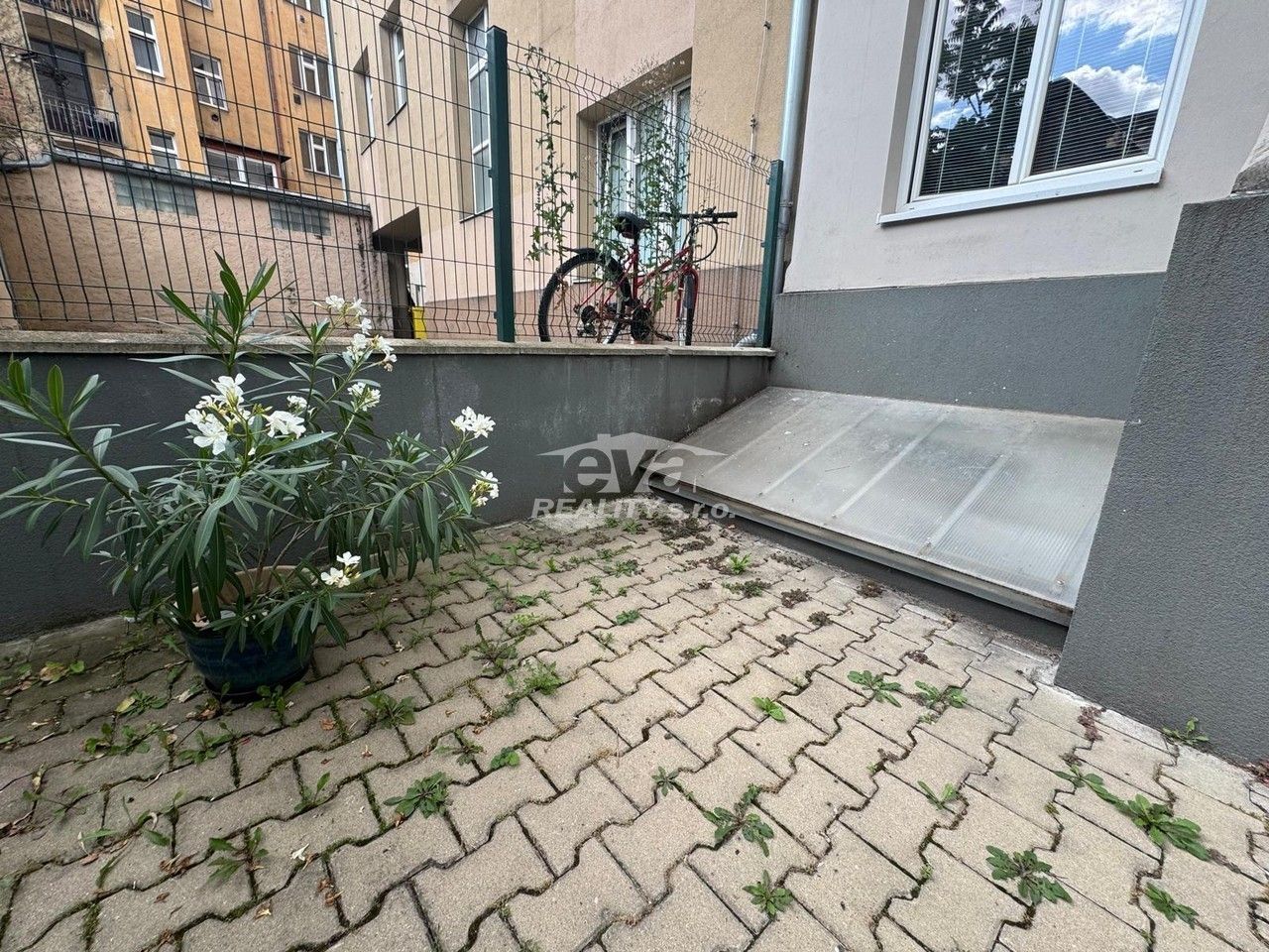 Prodej komerčního prostoru 46 m² - foto 18