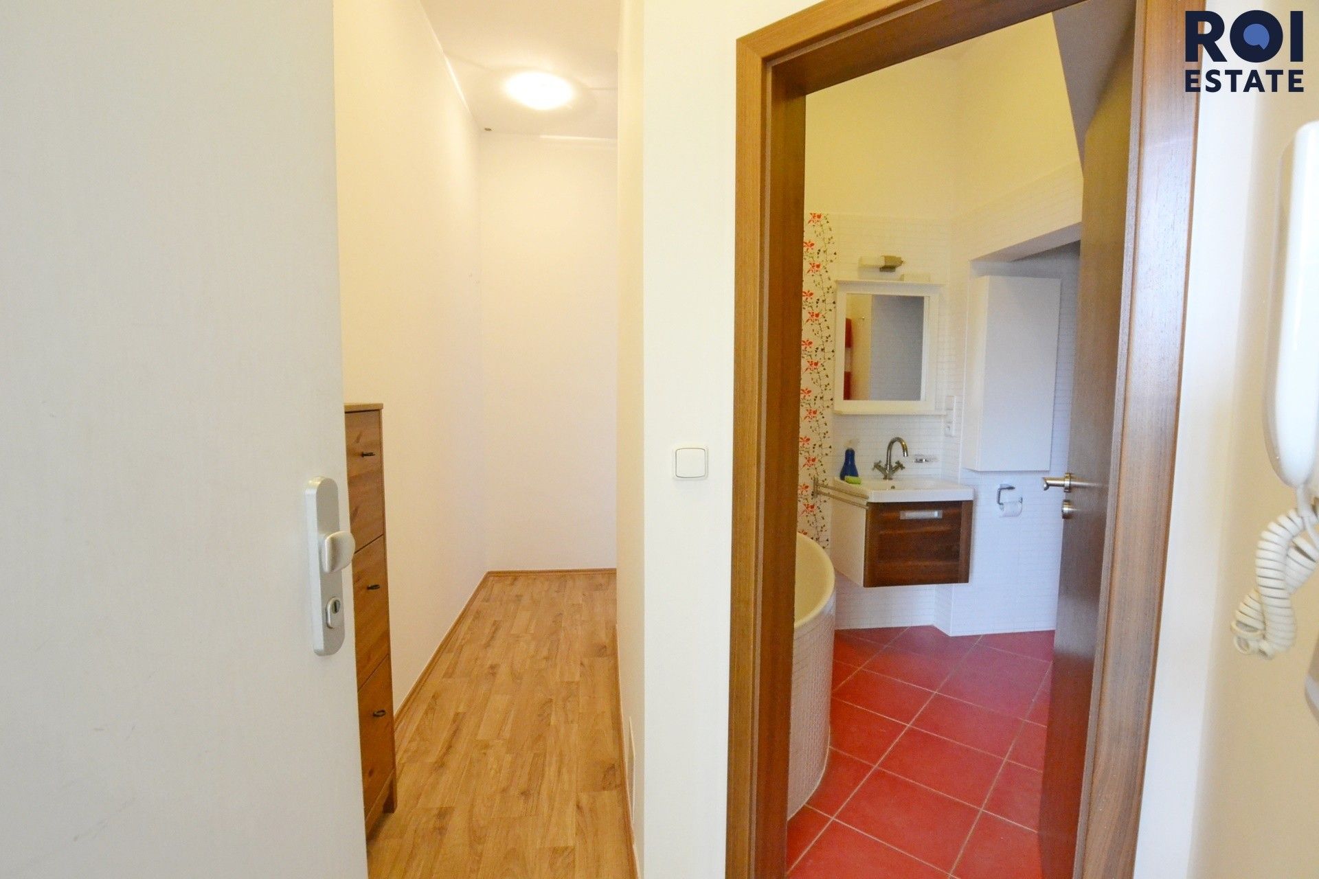Pronájem bytu 1+kk 34 m² - foto 8