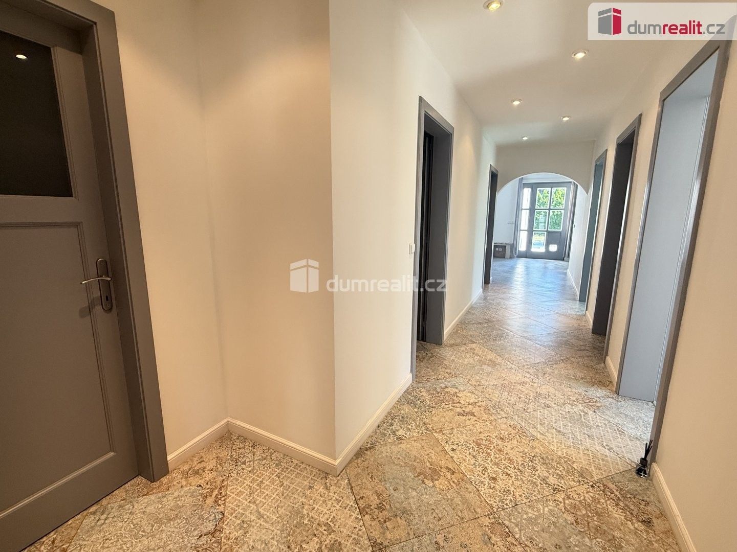 Pronájem domu 225 m² - foto 13