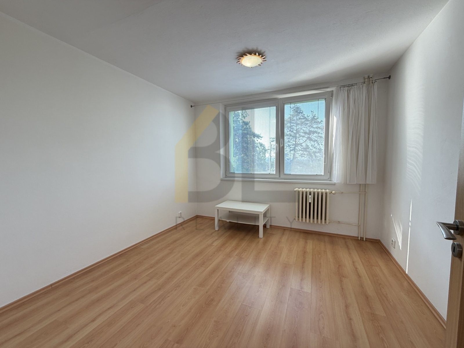 Pronájem bytu 3+1 73 m² - foto 7