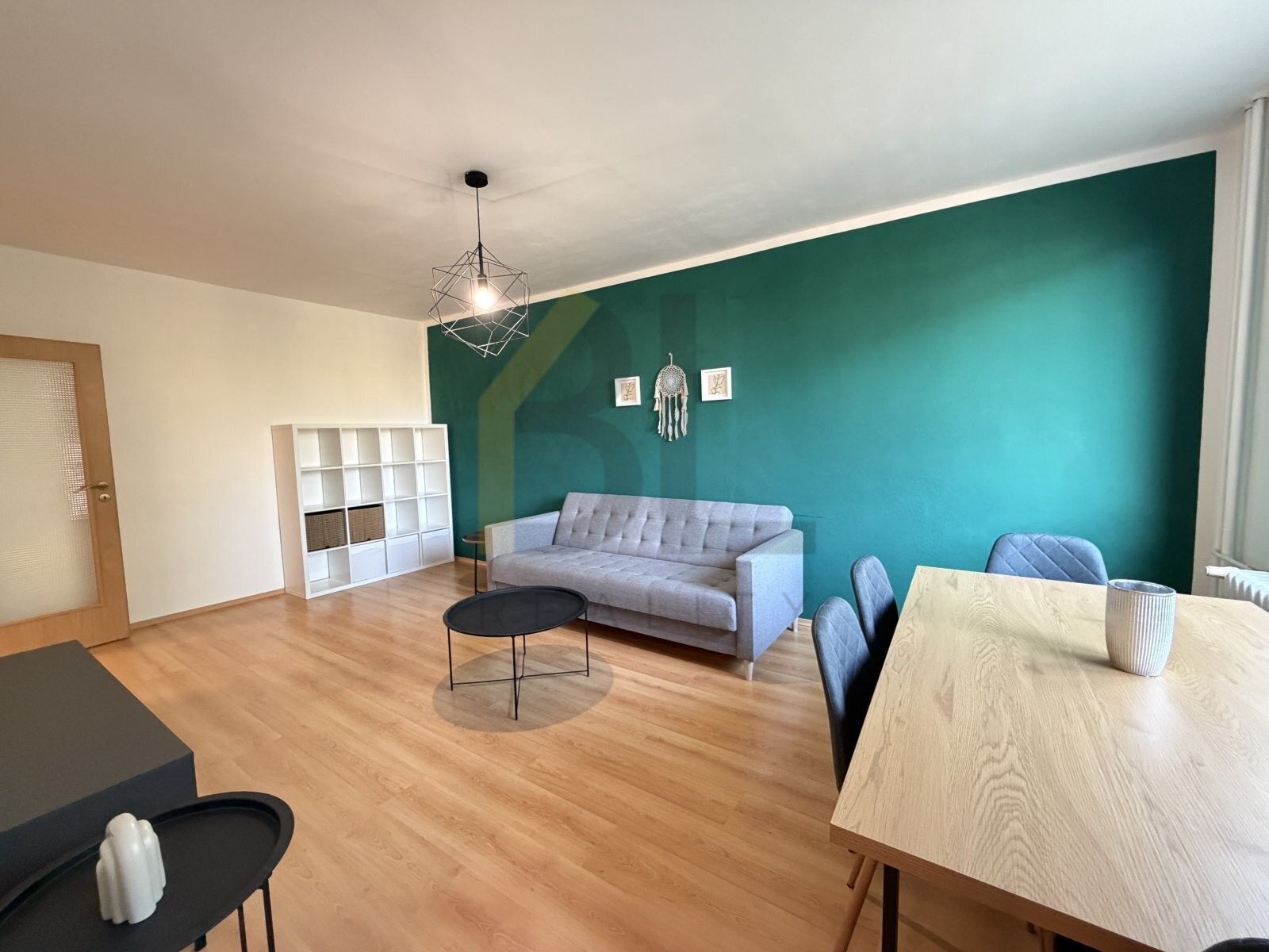 Pronájem bytu 3+1 73 m² - foto 3