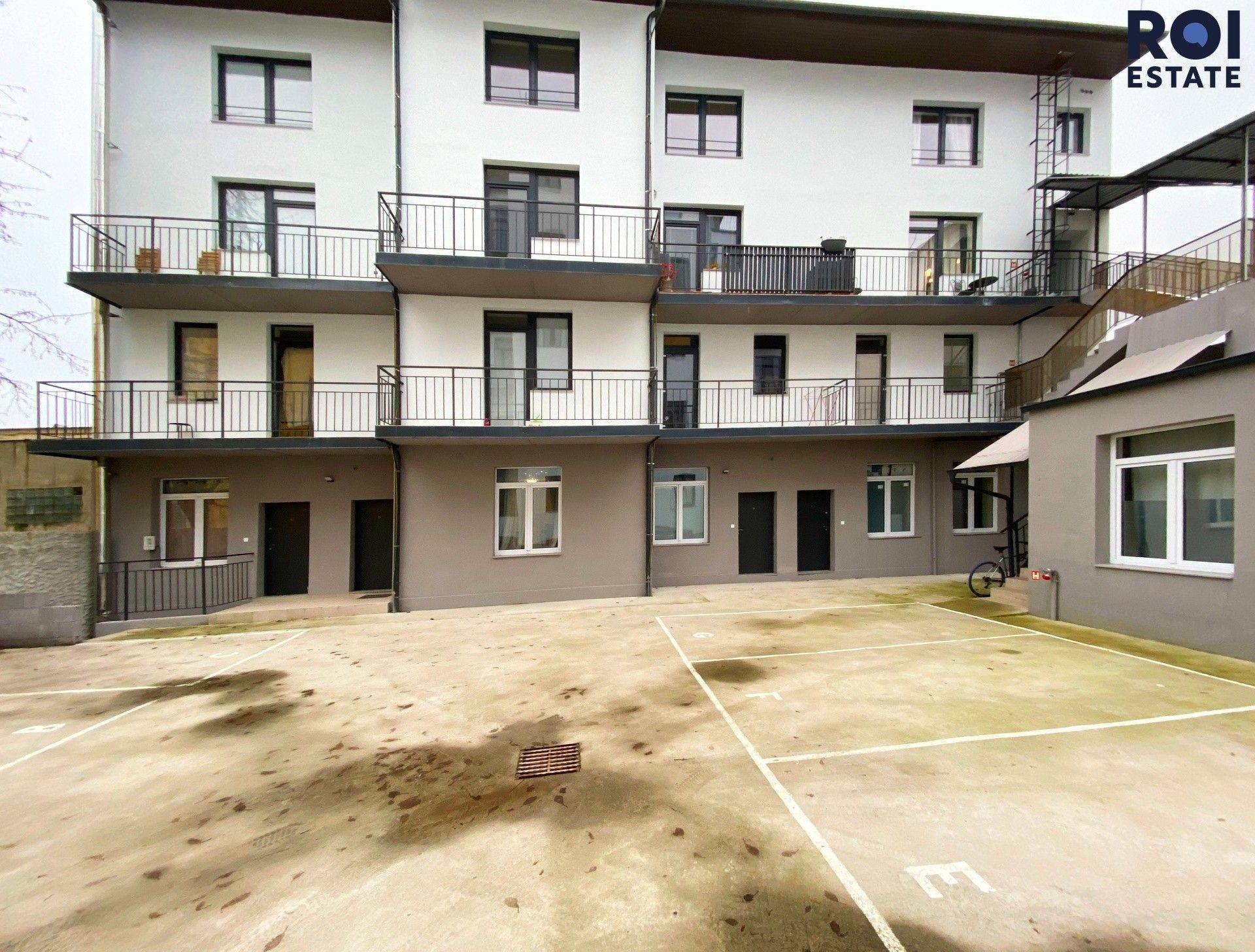 Pronájem bytu 1+kk 22 m² - foto 4