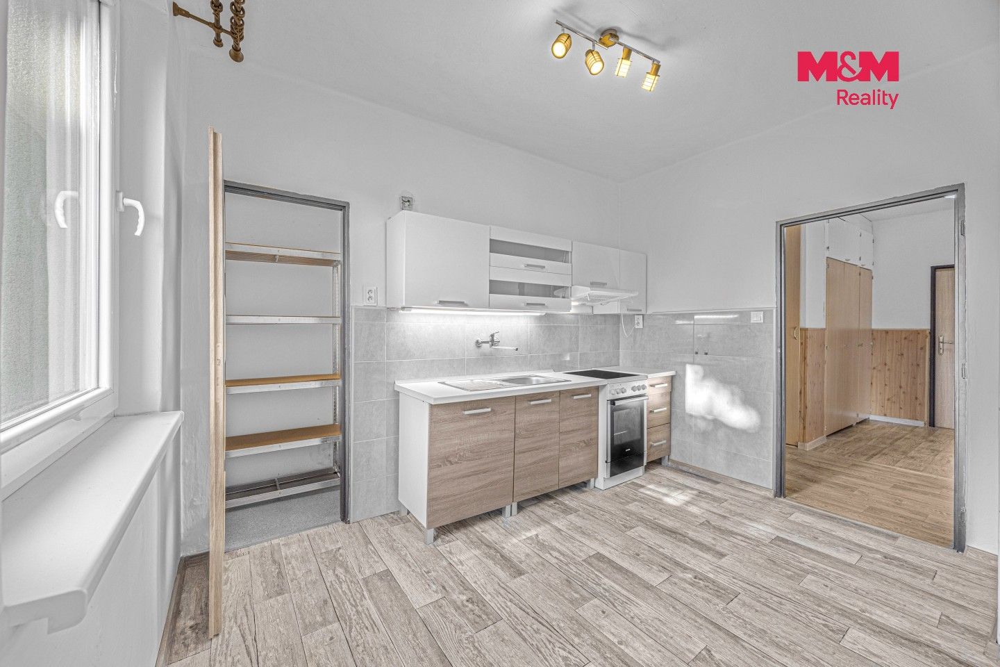 Prodej bytu 3+1 79 m² - foto 2