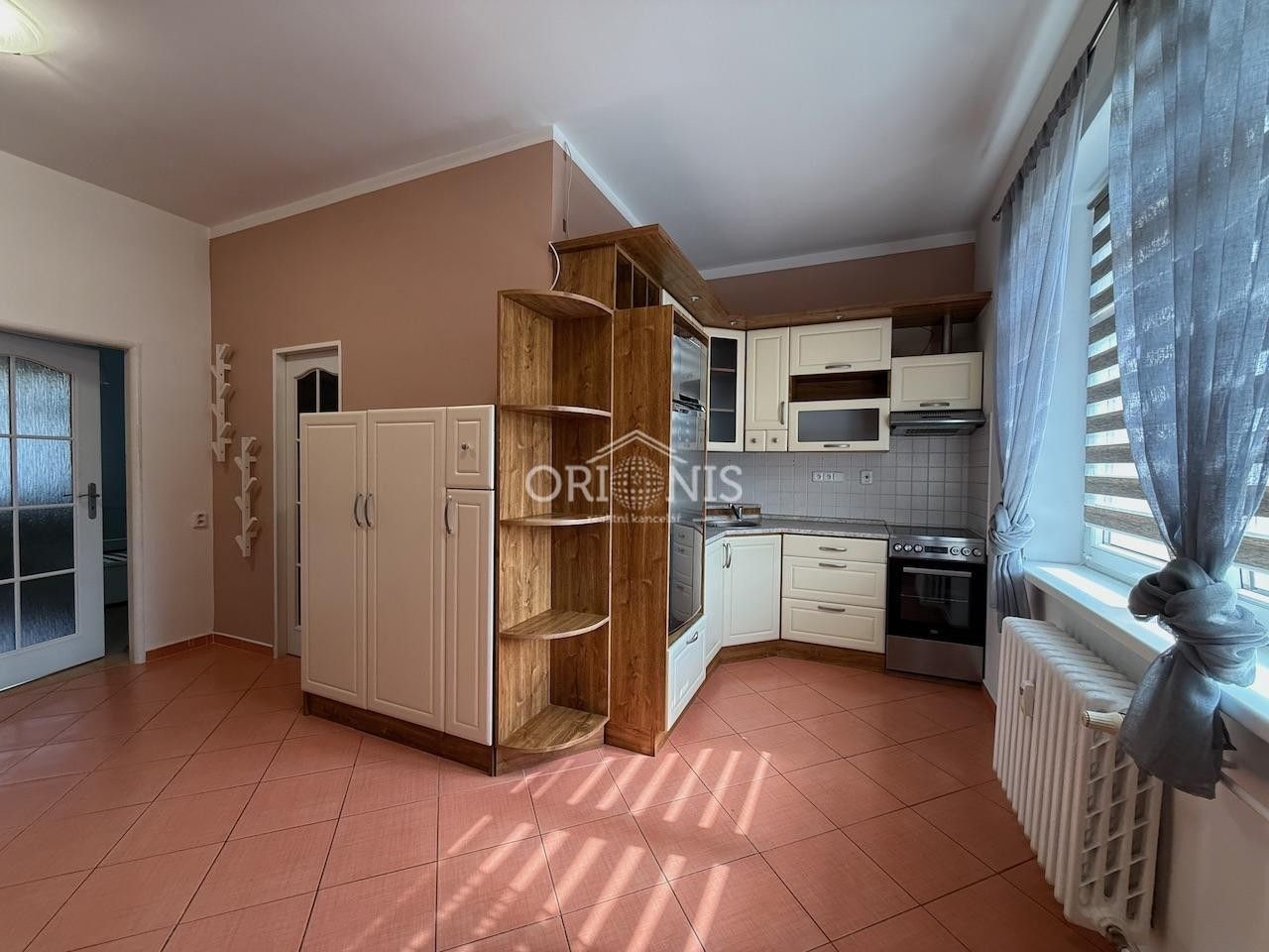Pronájem bytu 2+1 60 m² - foto 2