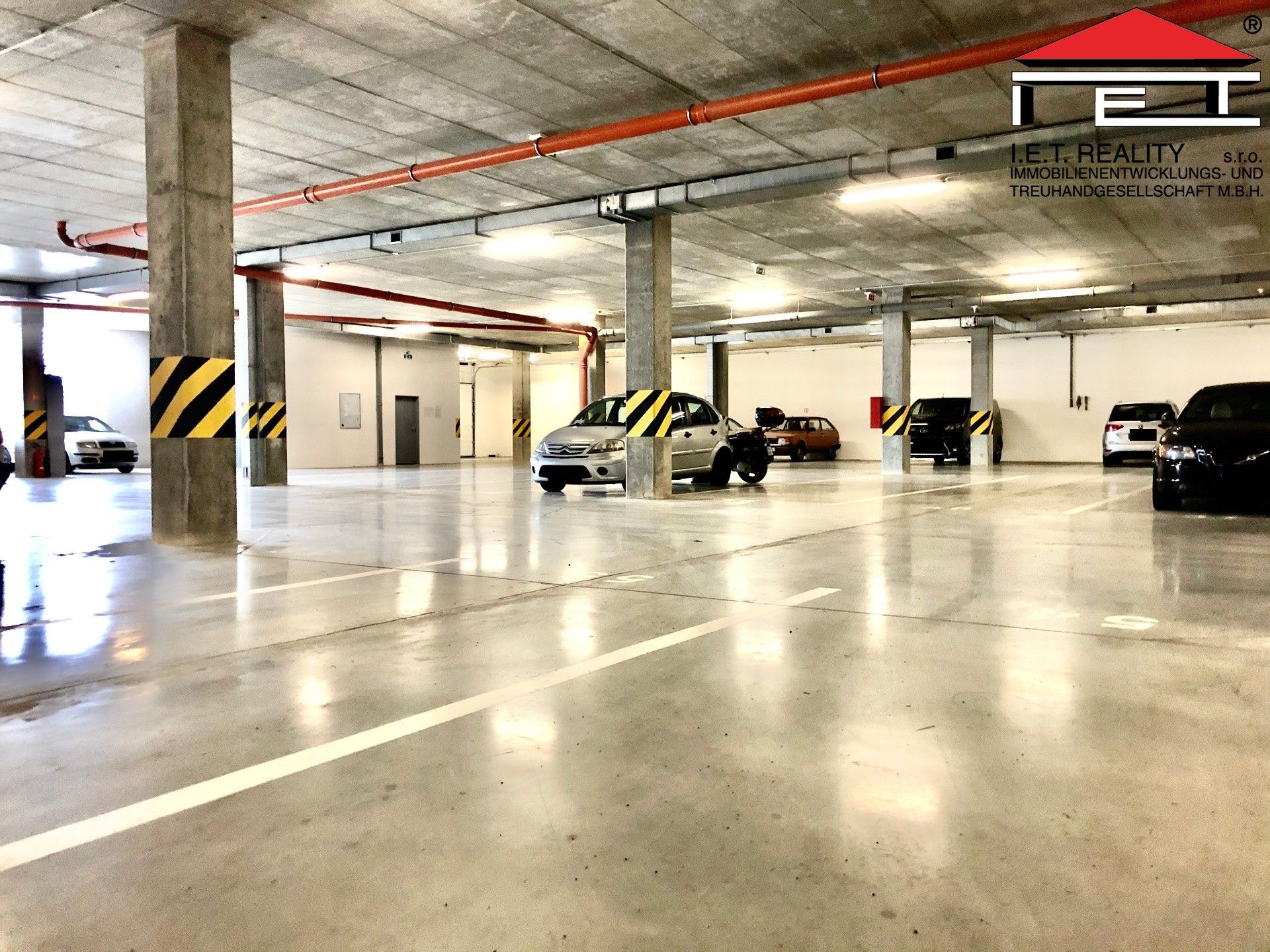 Pronájem bytu 3+kk 74 m² - foto 3