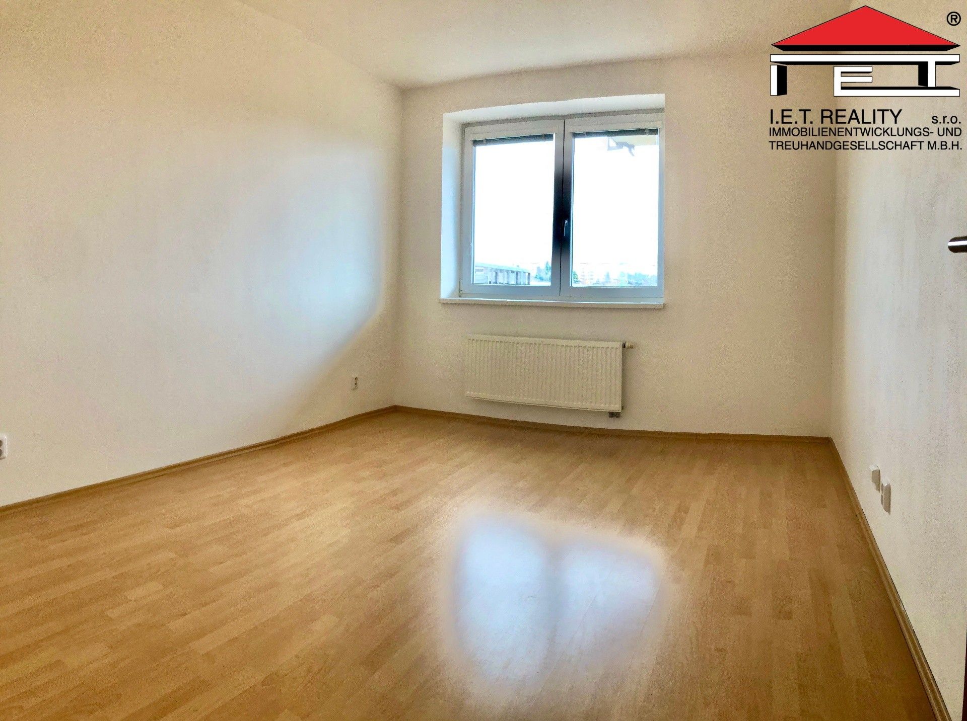 Pronájem bytu 3+kk 74 m² - foto 7