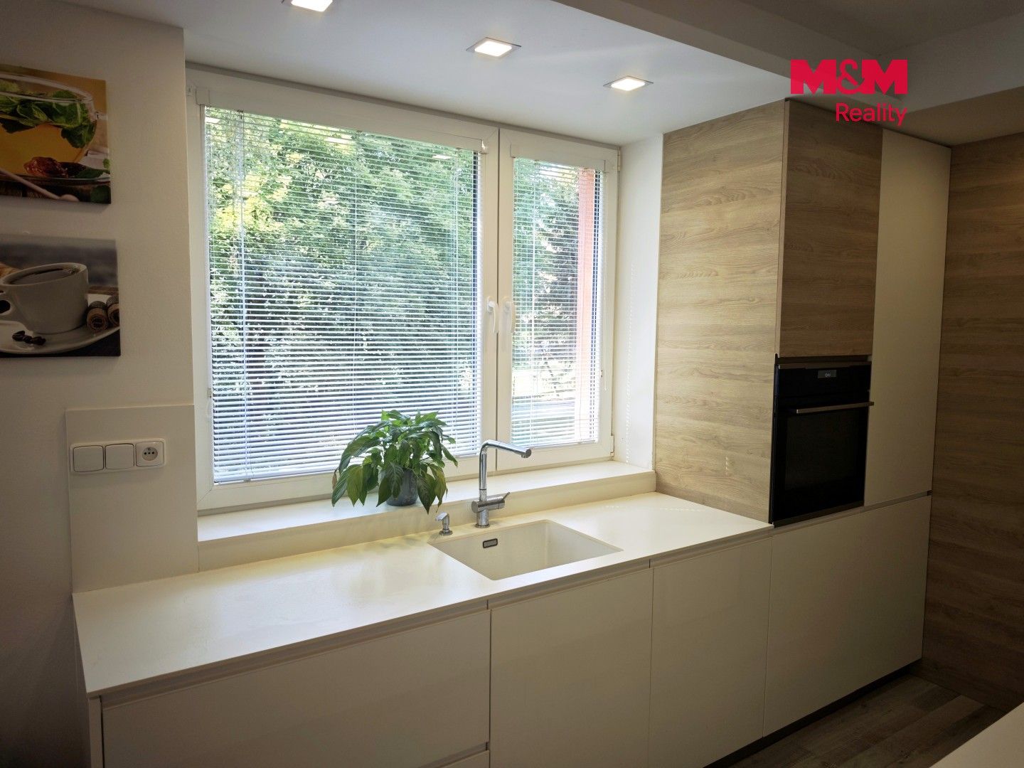 Pronájem bytu 4+kk 113 m² - foto 4