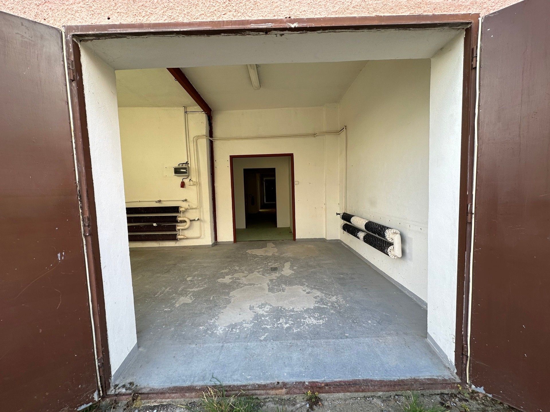 Pronájem komerčního prostoru 200 m² - foto 3