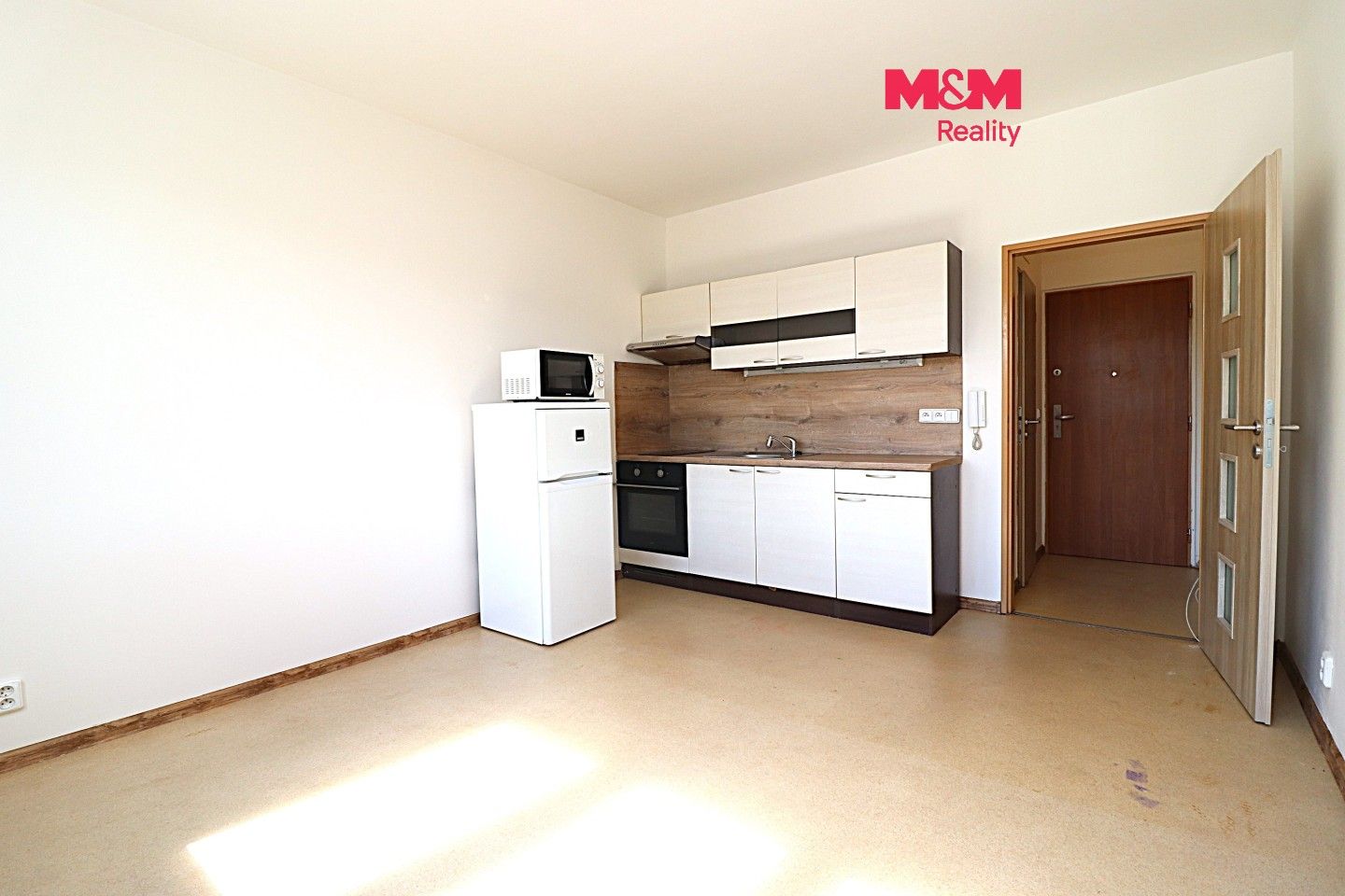 Prodej bytu 1+kk 19 m² - foto 2