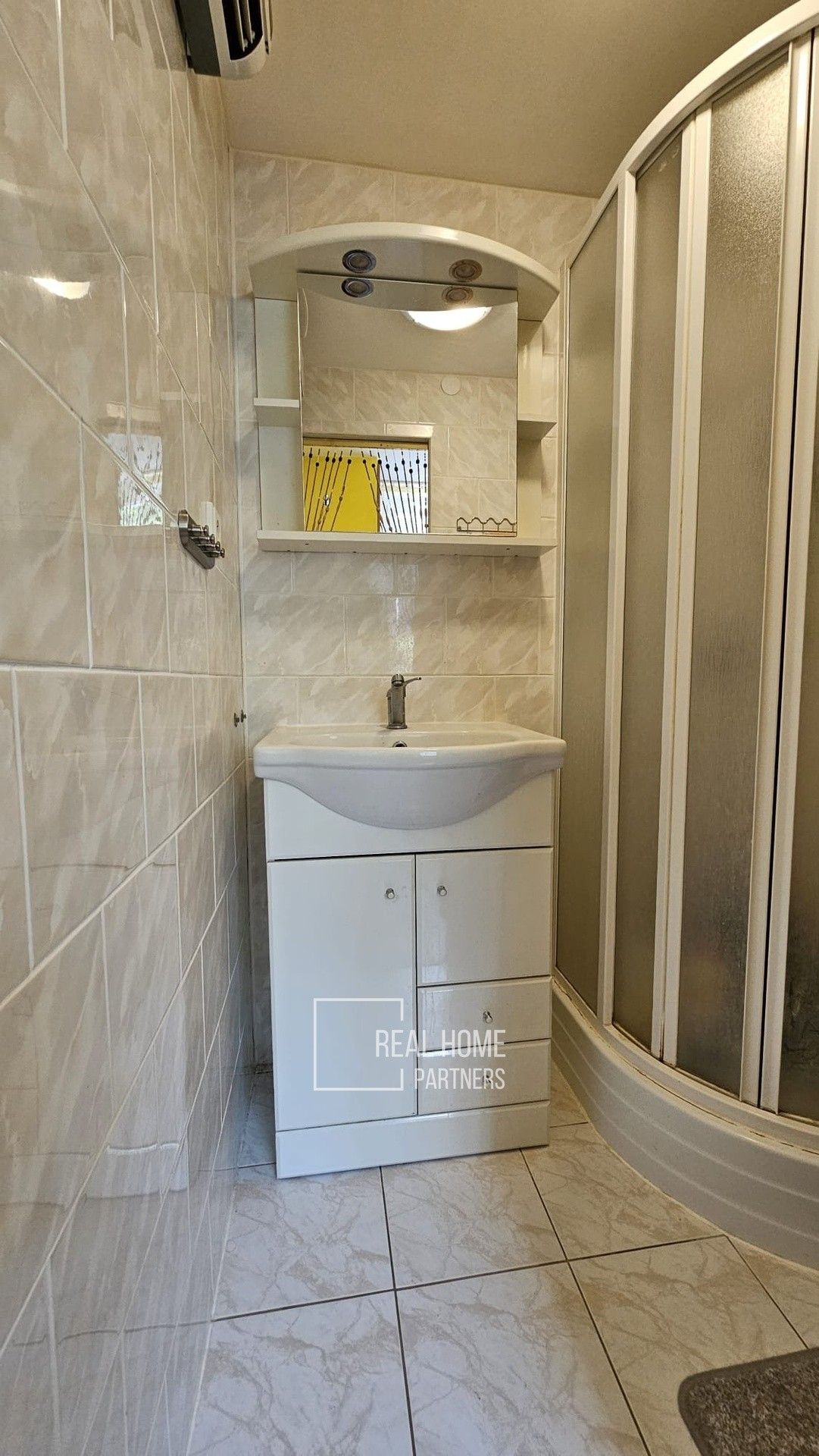 Pronájem bytu 1+1 36 m² - foto 10